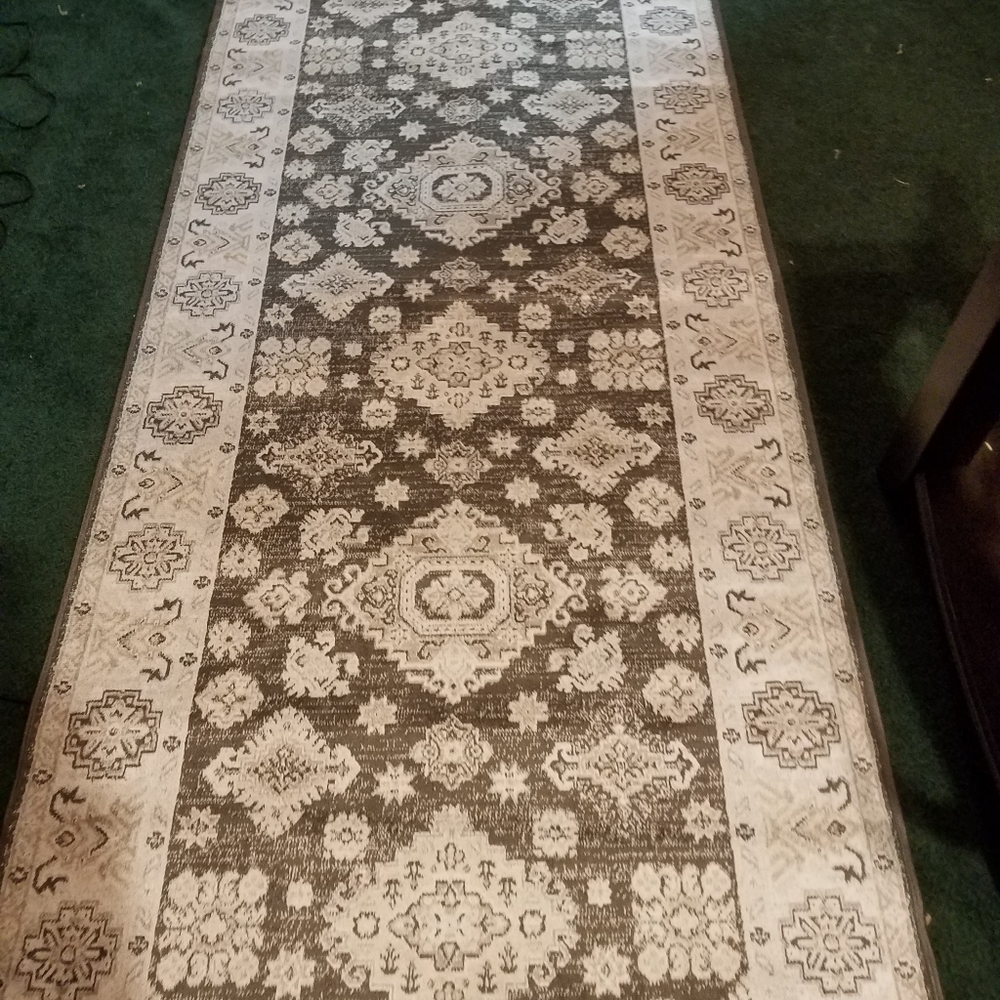 Rugs - Picture 4 of 4